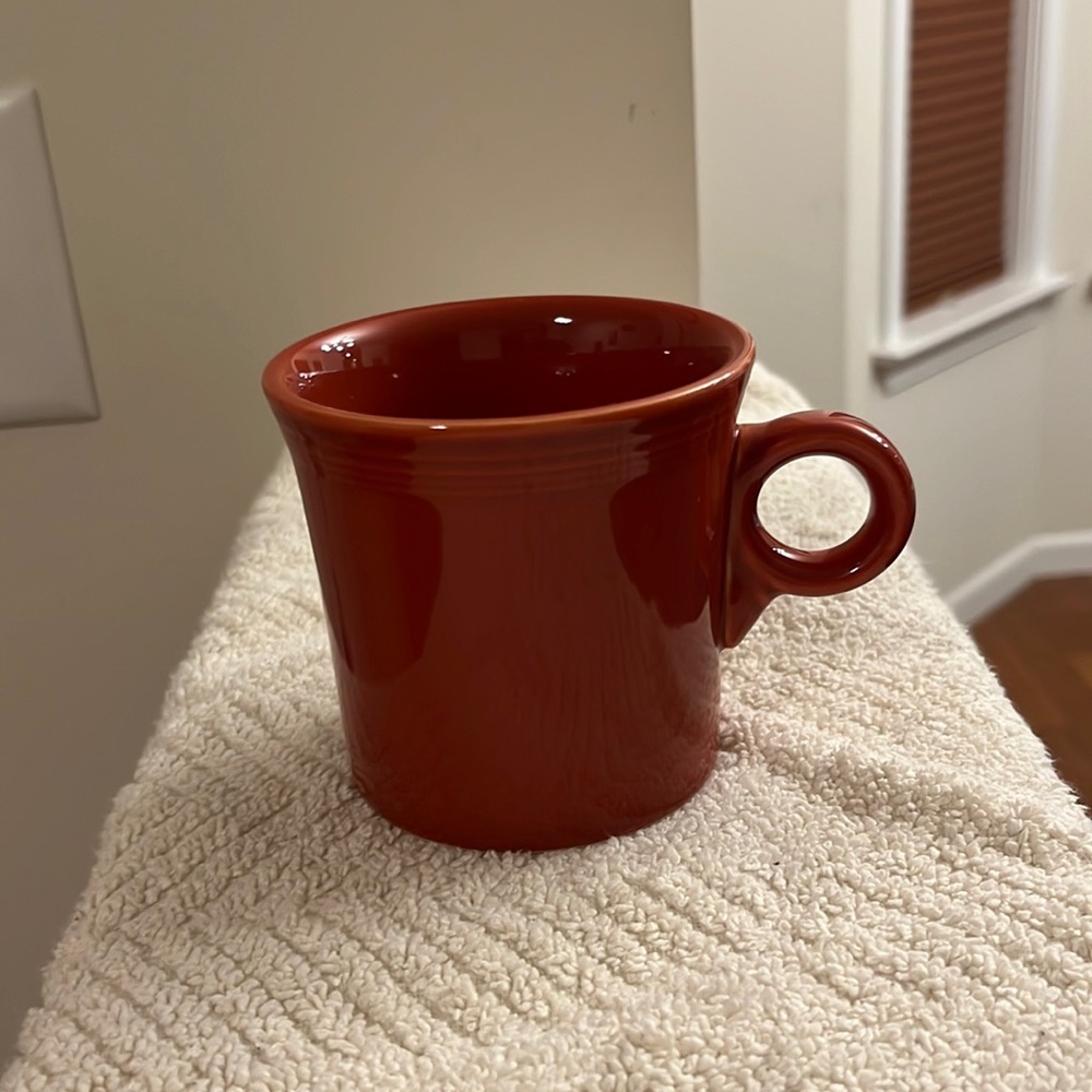 Fiesta Scarlet Mug Ring Handle USA Made Dishwasher Microwave Safe 10.25 oz EUC